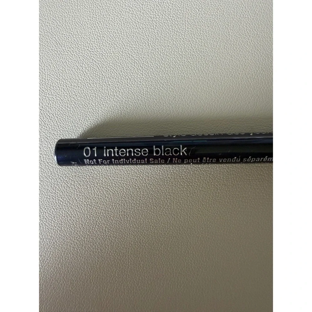 Clinique Quickliner for Eyes Intense 01 Intense‎ Black Eyeliner Travel Size